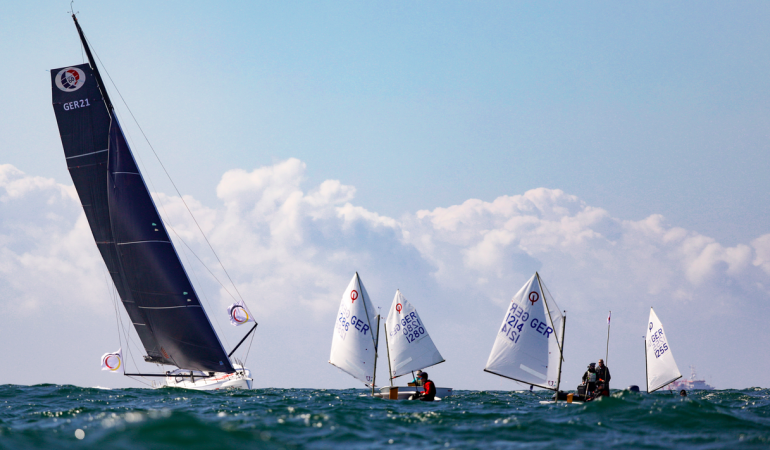 OTG60 - Einstein - Sailing